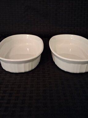 A Pair of CORNING WARE FRENCH WHITE F-15-B Oval Casserole Dishes 15oz